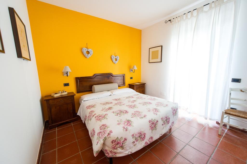נוצ'רה אומברה Agriturismo La Corte Del Lupo מראה חיצוני תמונה